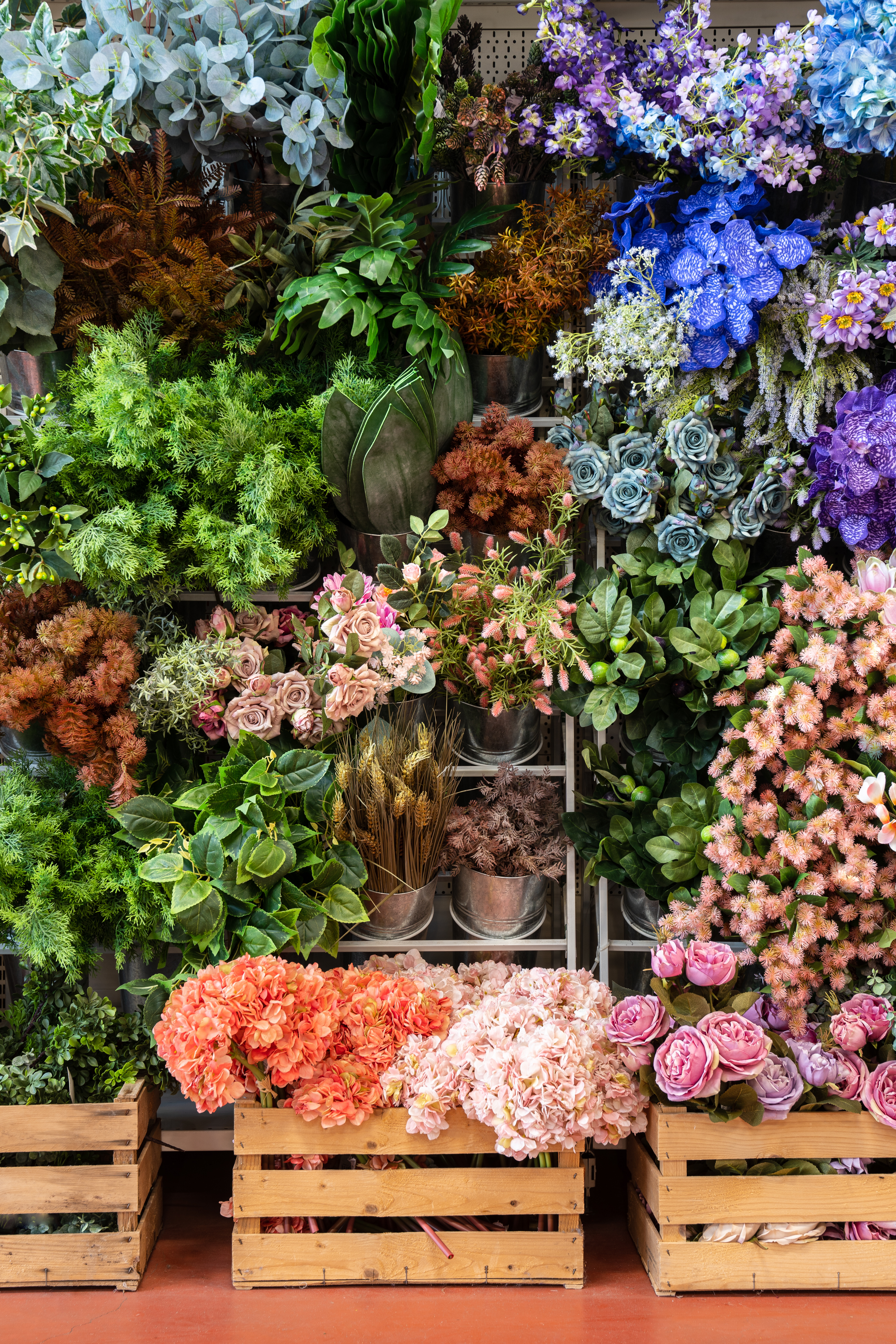 étalage de fleurs sur un marché niçois